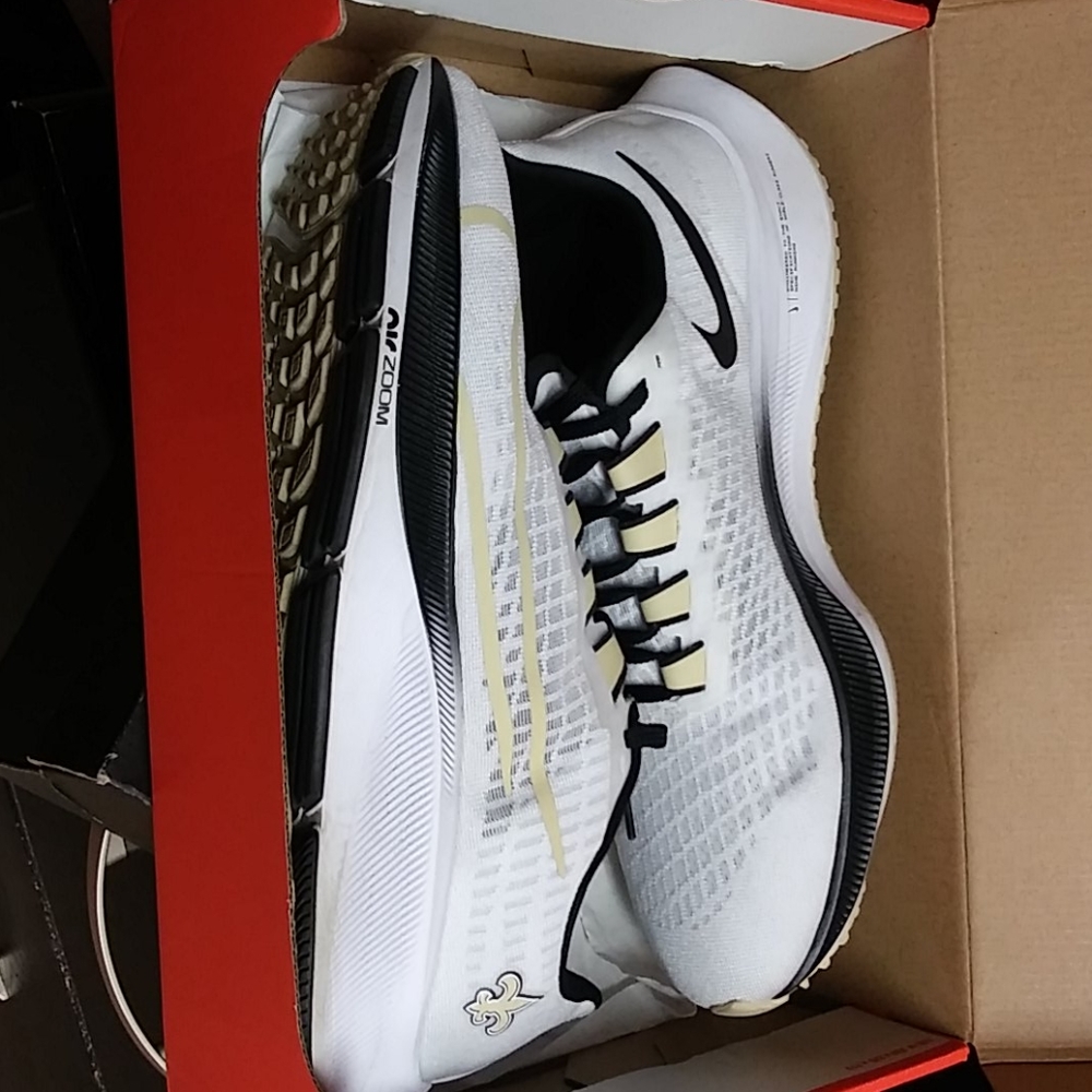 Saints Nike tennis